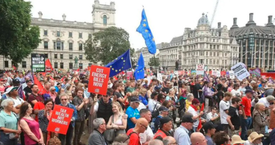 多國發(fā)生大罷工！貨物提柜、派送將多多少少遭受不同程度影響！